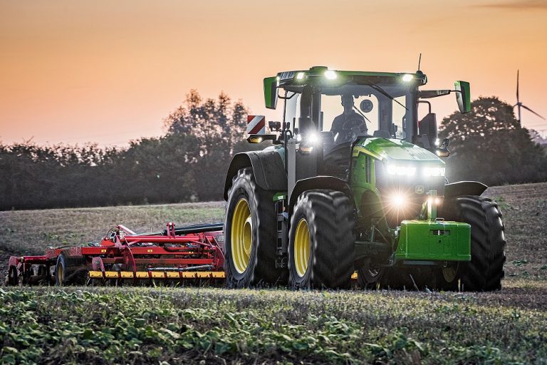 Tractor of the Year 2021: John Deere 7R 350 AutoPowr