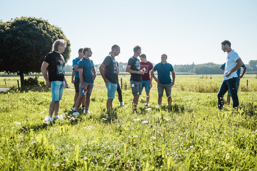 Loeren bij de Boeren op tien VKA-melkveebedrijven