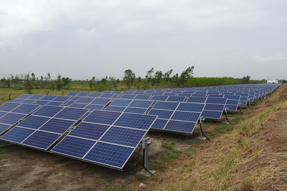 Flinke groei opwek zonne-energie door kleinere zonne-energieprojecten