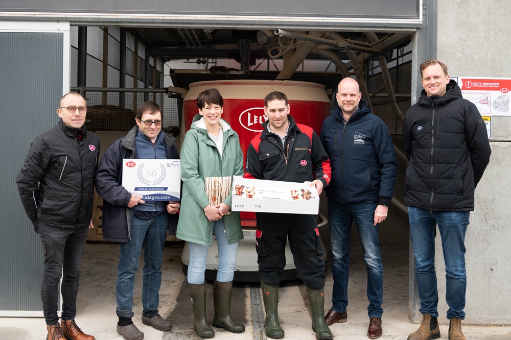 Automatisch voeren in Vlaanderen met de eerste modulaire voerkeuken in samenwerking met ID Agro