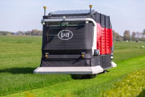 Efficiënter voeren én duurzamer boeren door vers gras op stal