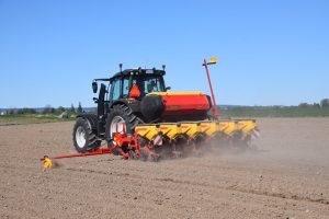 Homburg breidt dealernetwerk in Friesland uit met Broekens Landbouwmechanisatie