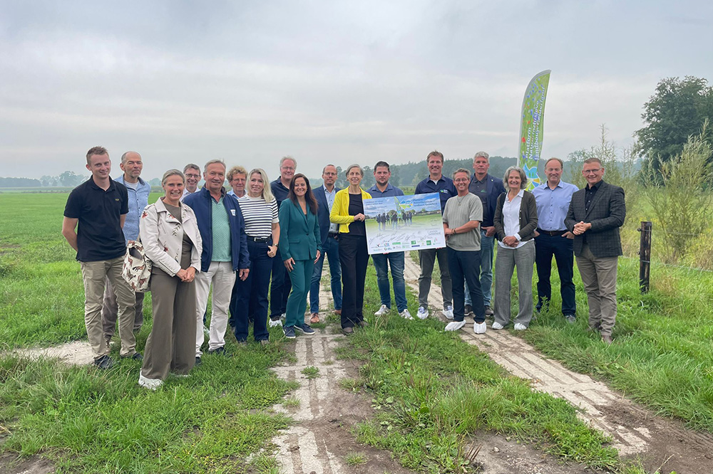 14 partners tekenen voor vier jaar natuurinclusieve landbouw