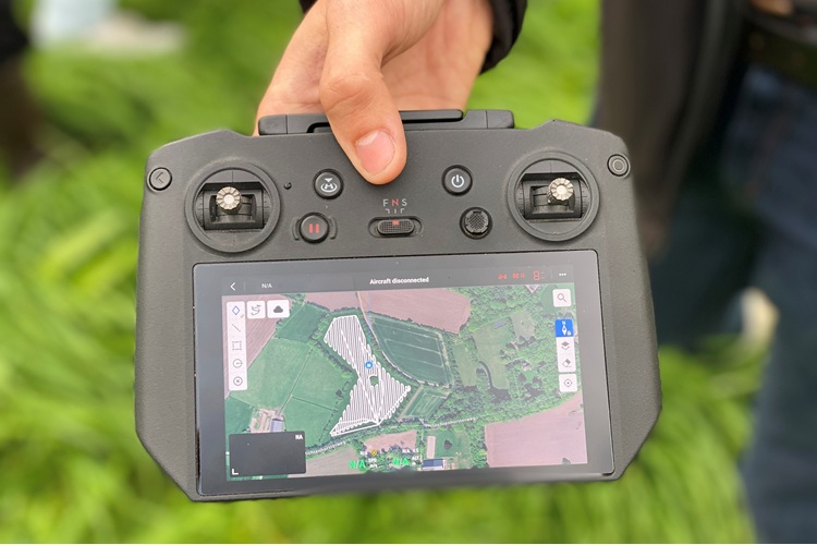 drone vluchtplan.750 97 procent minder middel en toch alle ridderzuring dood