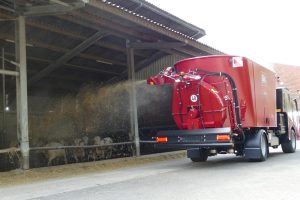 bvl-farmtechnology-v-mix-drive-v-comfort-turbo-auswurf 1000